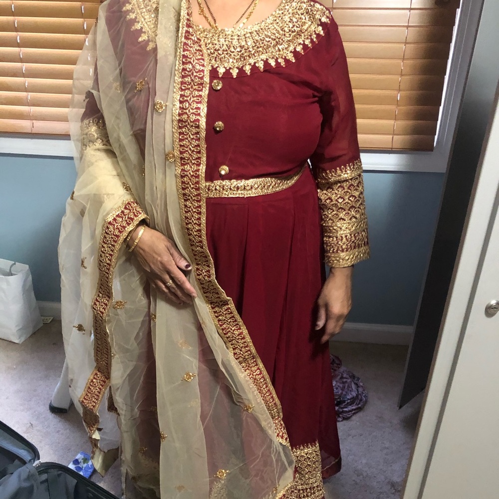 Indian anarkali suit!! BRAND NEW STUNNING!!